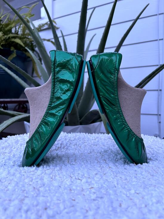 Tieks Shoes - Tieks by Gavrieli Emerald Patent Leather Ballet Flats Sz6
